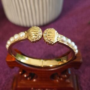MACY'S  Gold and Pearl Shell Bracelet